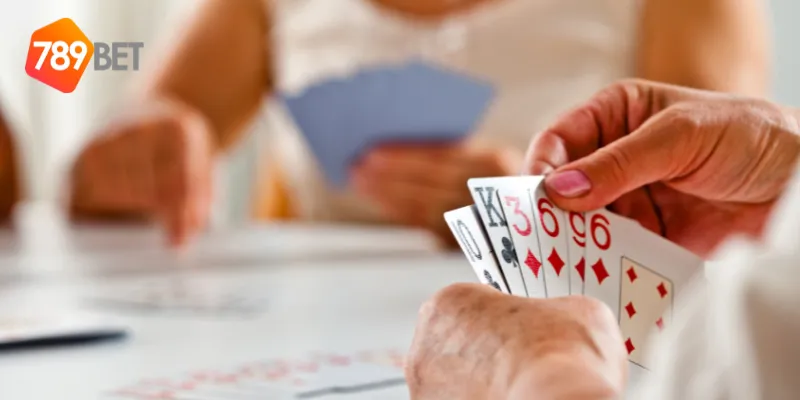 Chiến thuật chơi bài phỏm tá lả