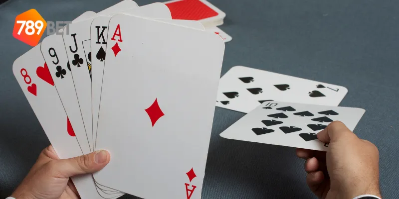 Đánh bài tiến lên online là gì?